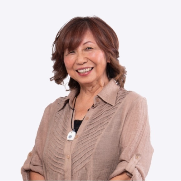 LivingWell Companion Telus Cell Medical bracelet new​ - Picture 3 of 11